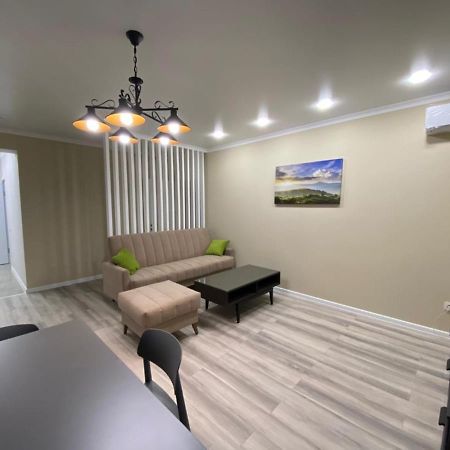 Vip Apartment Mountain View Almatı Dış mekan fotoğraf
